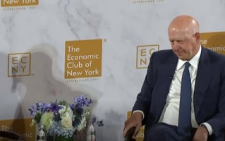 高盛CEO：通胀或改变消费行为，大型IPO潮资金仍充裕